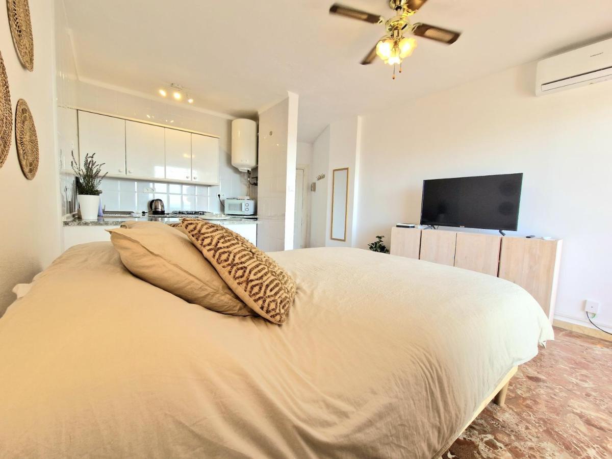 Aa Guest - The Golden Sea Views Eco Apartment ベナルマデナ エクステリア 写真